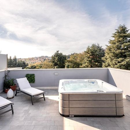 Luxury - Jacuzzi Apartments Near Rome Velletri Zewnętrze zdjęcie